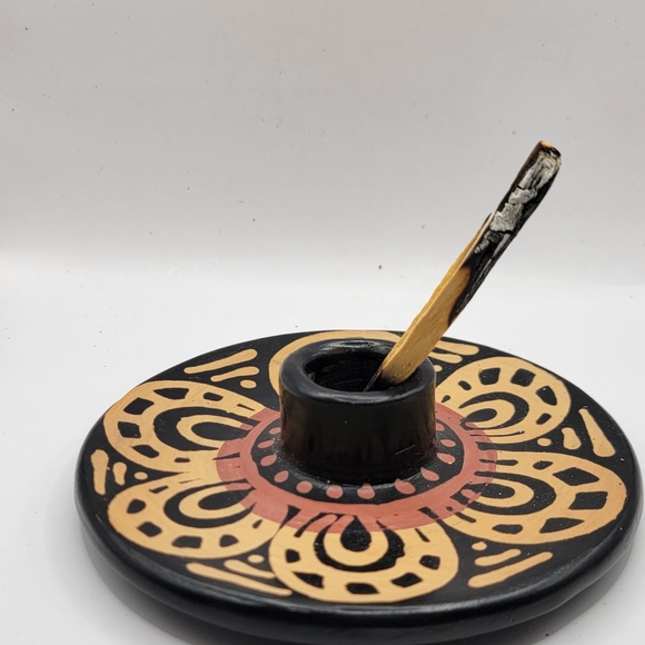 Peruvian Ceramic Burner - Picture 3 of 3